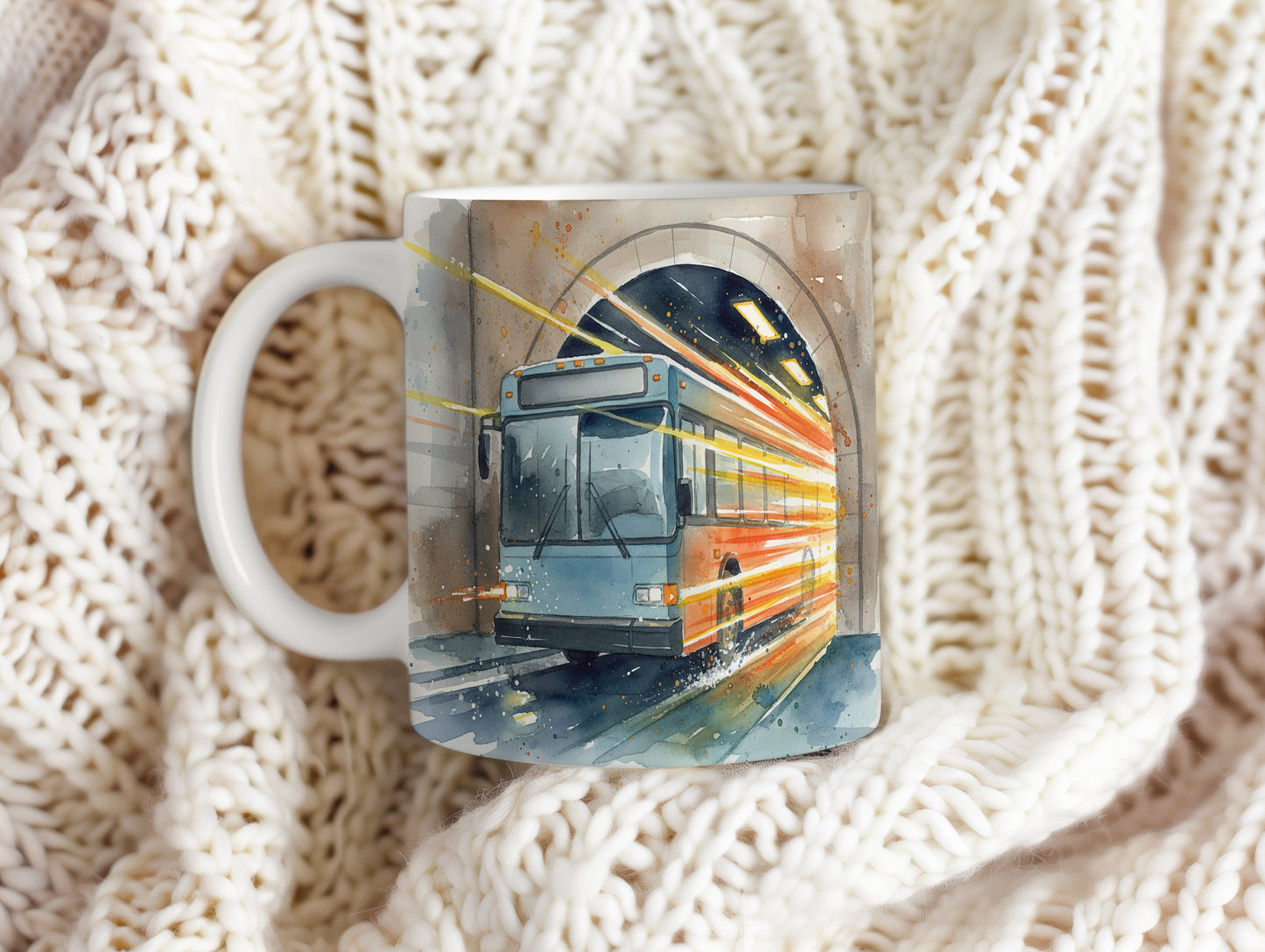 Hrnek s autobusem ve světelném tunelu