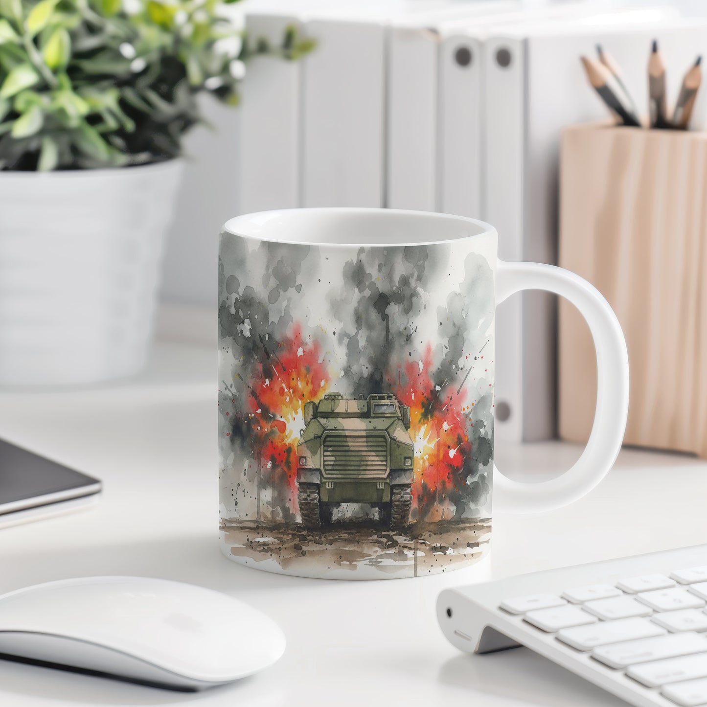 Hrnek s obrněným vozem v plamenech
