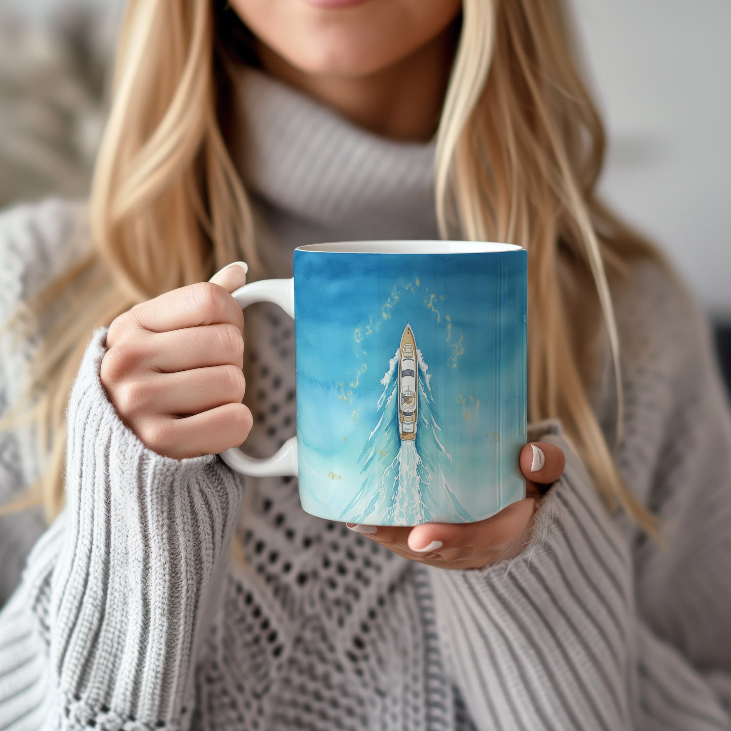 Hrnek s jachtou v modrém oceánu