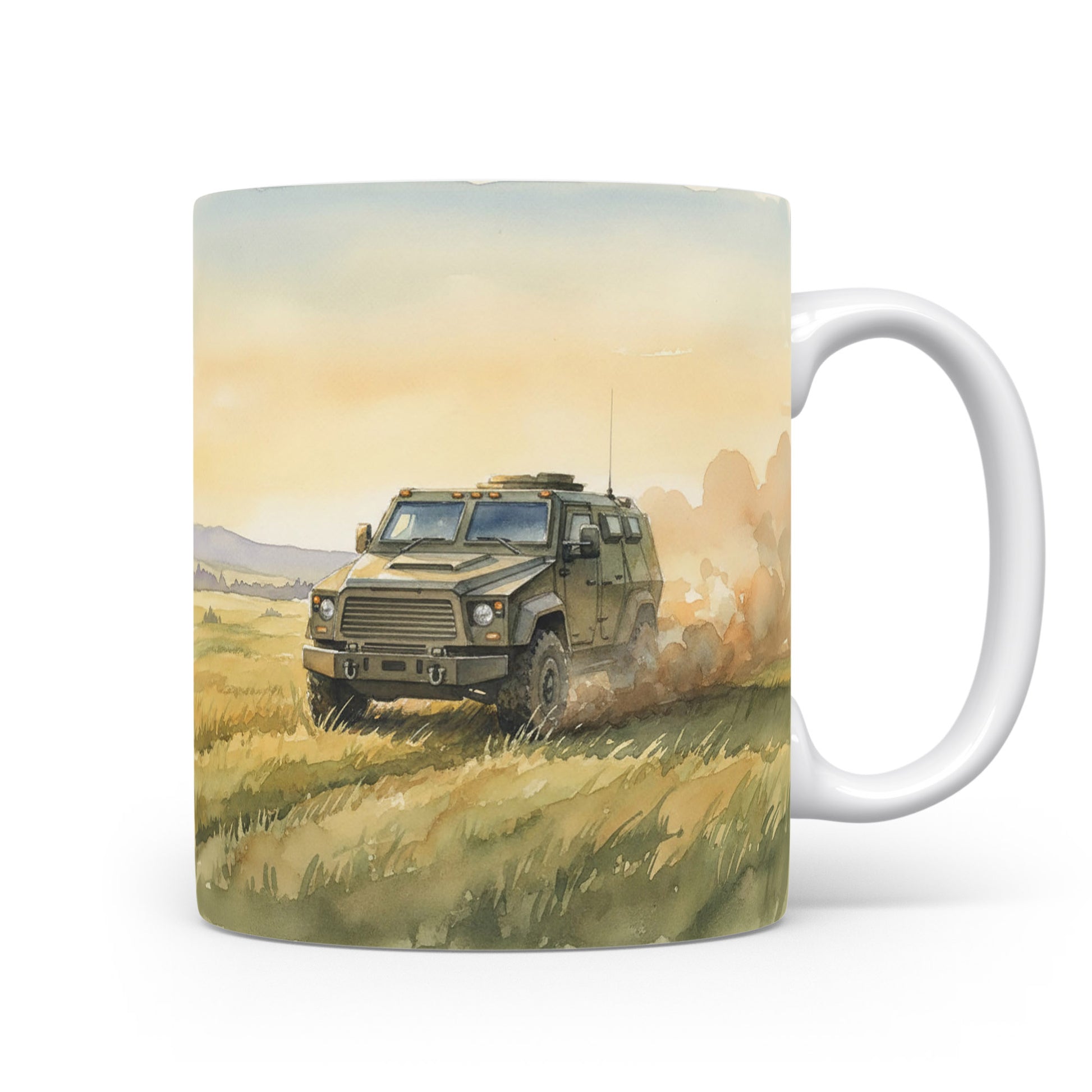 Hrnek s obrněným vozem na polní cestě