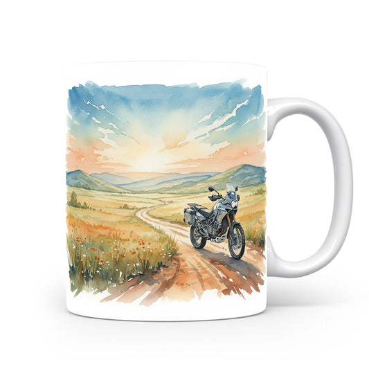 Motorka na venkovské cestě v akvarelu