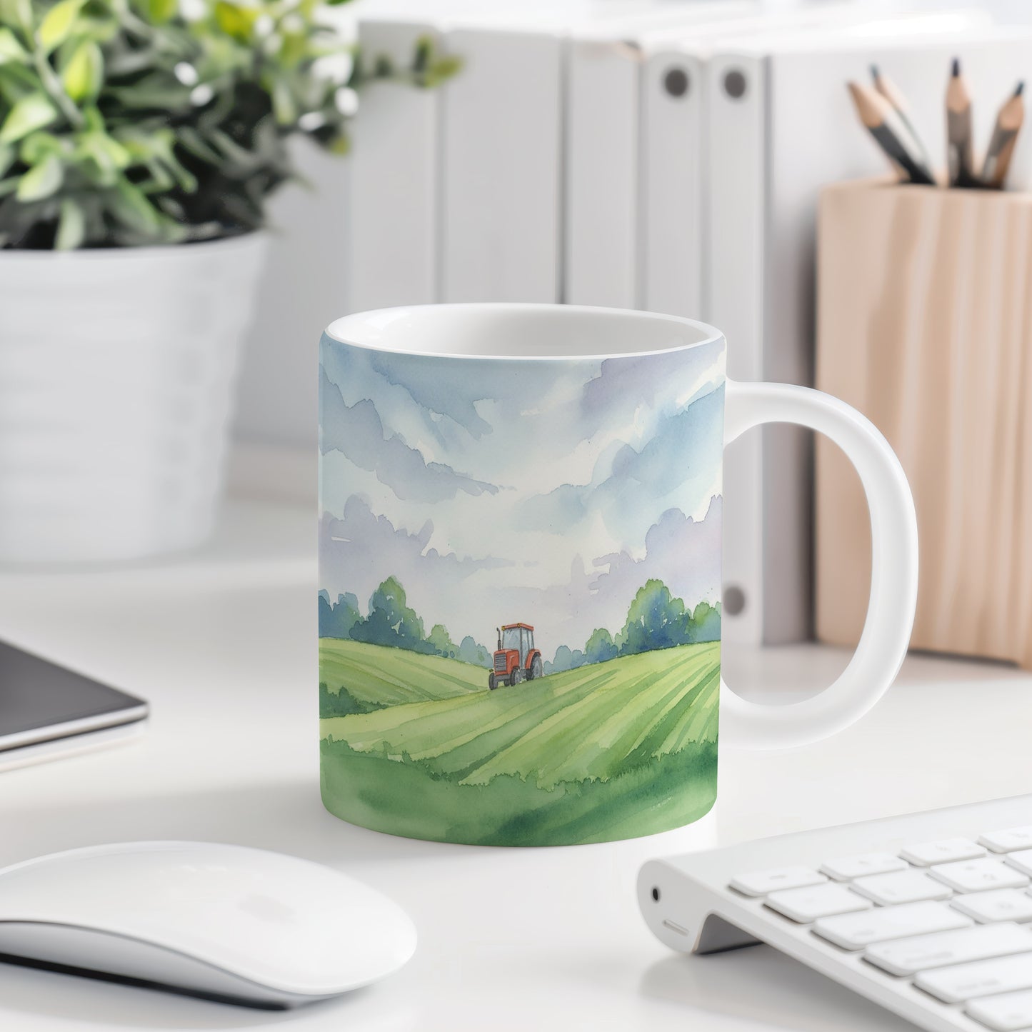 Hrnek s traktorem na louce