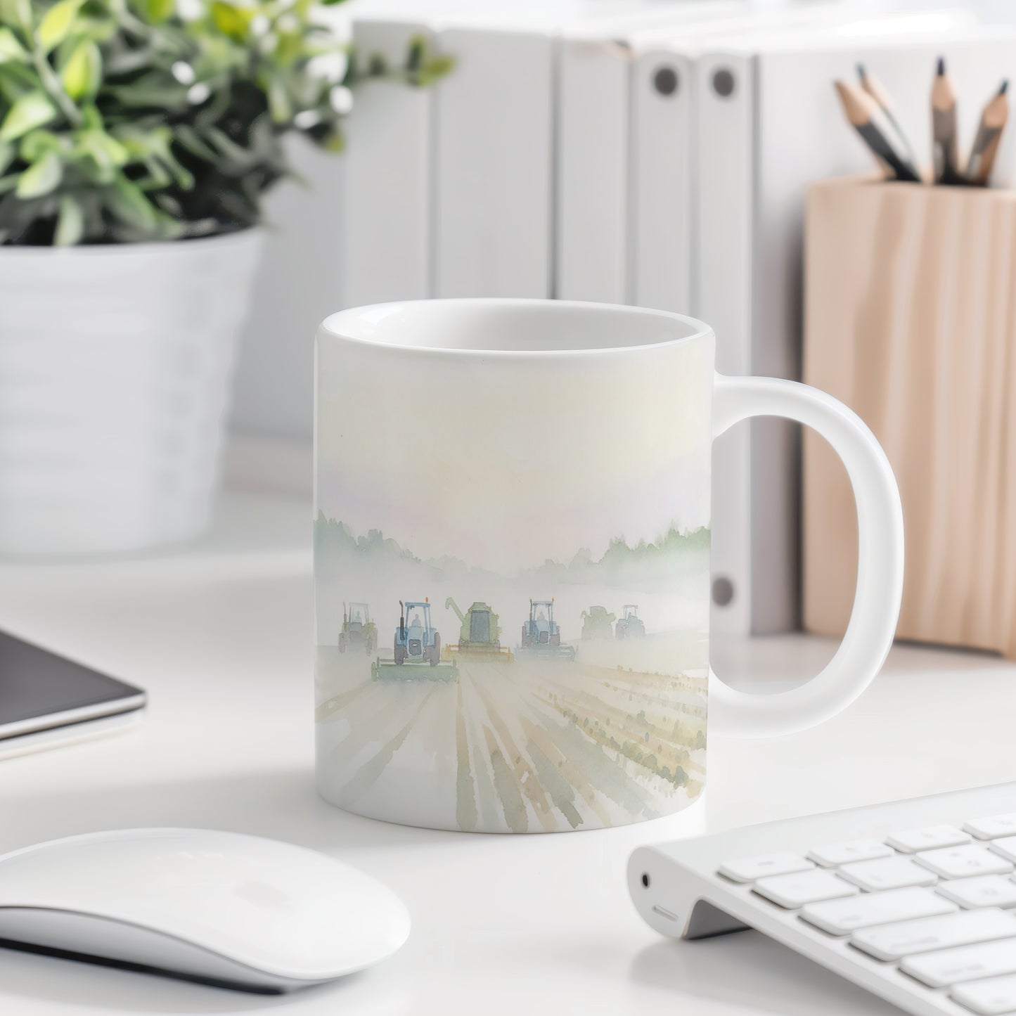 Hrnek s kombajnem na poli