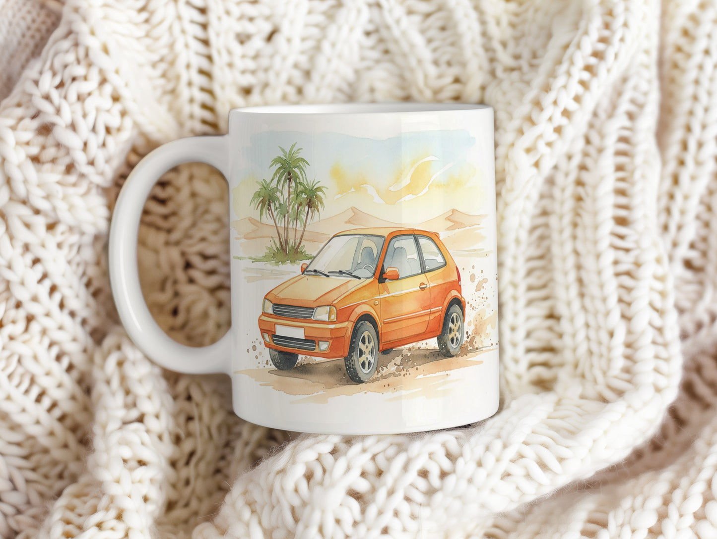 Hrnek se sportovním autem v poušti