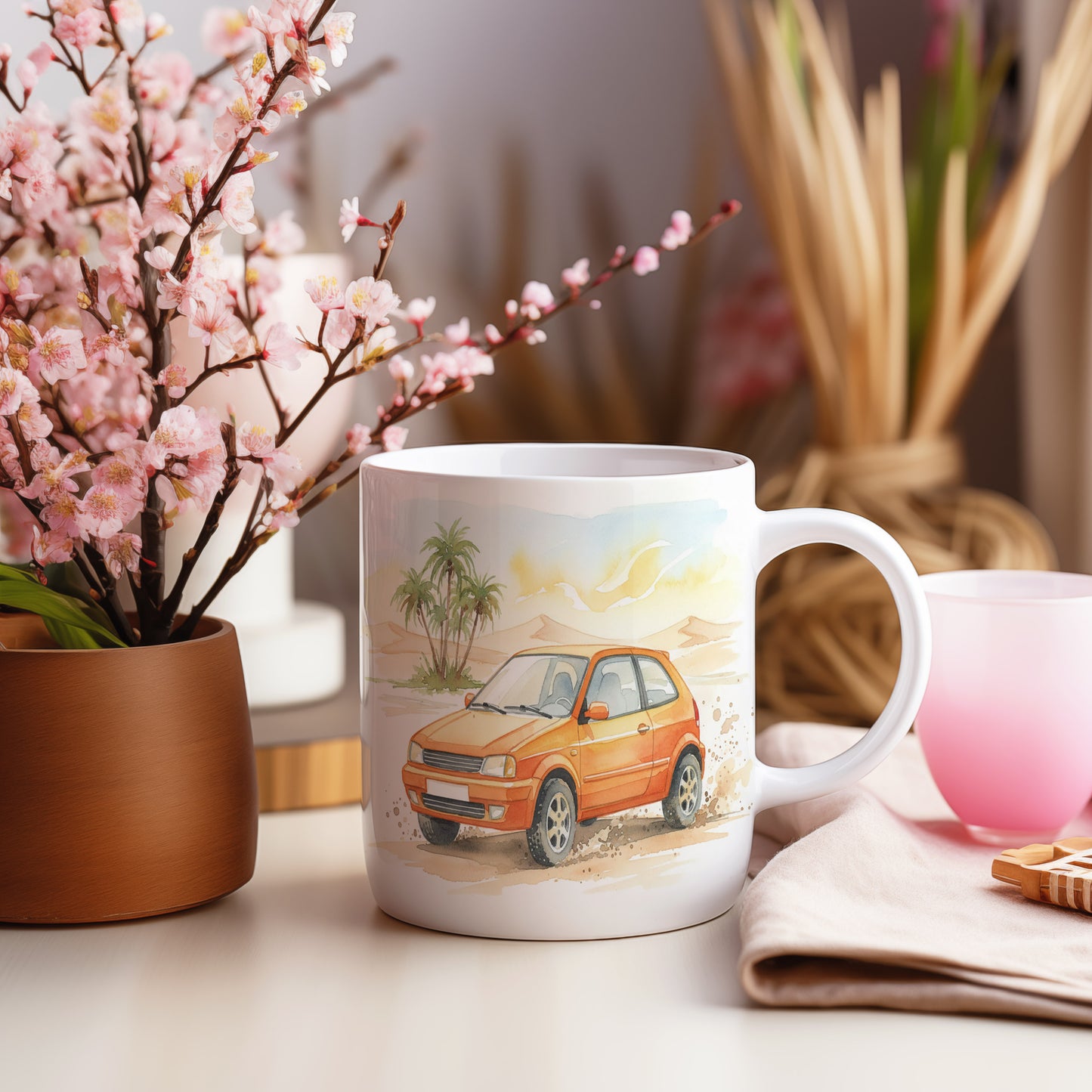 Hrnek se sportovním autem v poušti