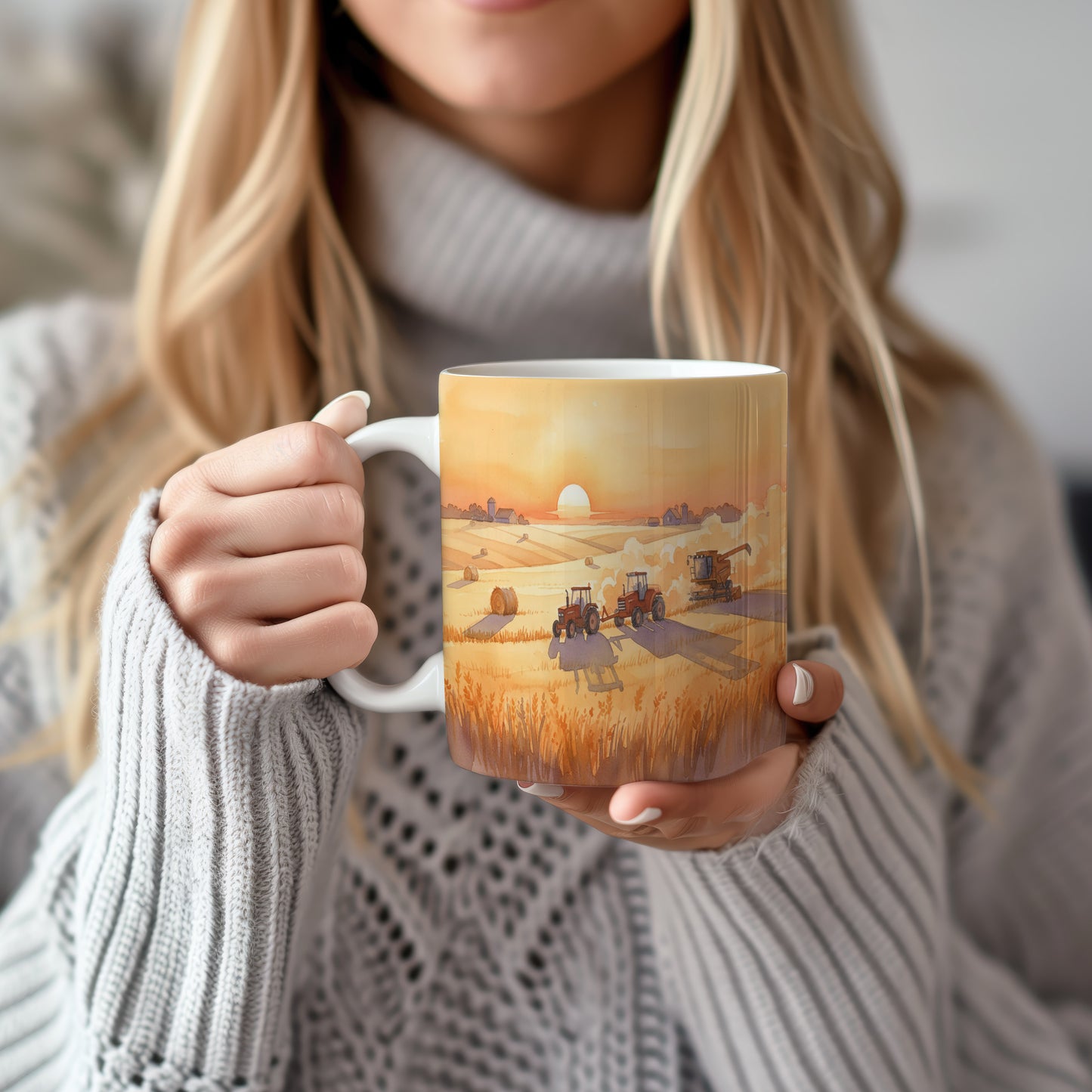 Hrnek s traktory při západu slunce