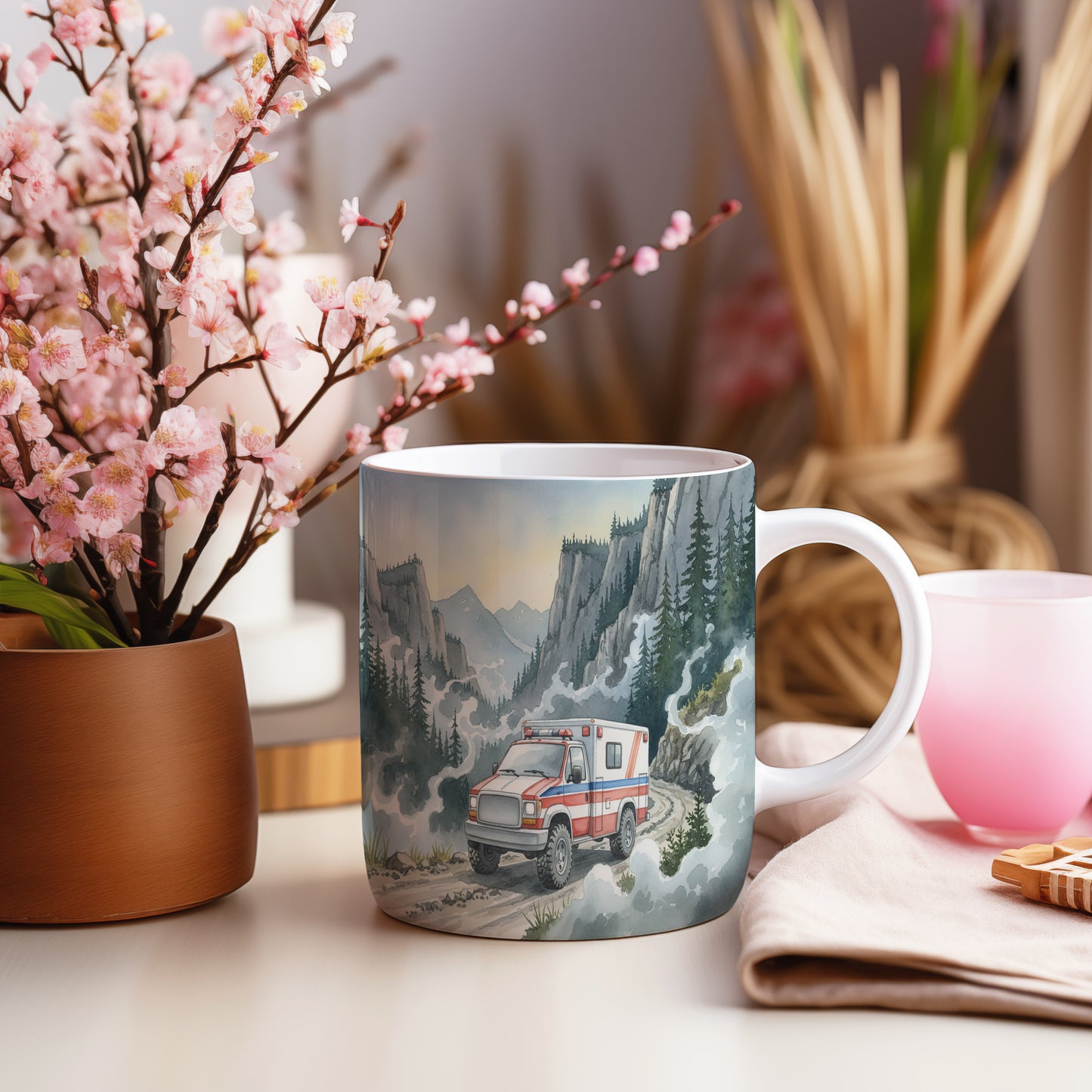 Hrnek s ambulancí v horách