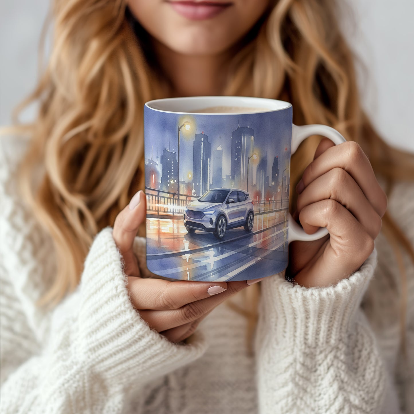 Hrnek s SUV na nočním mostě