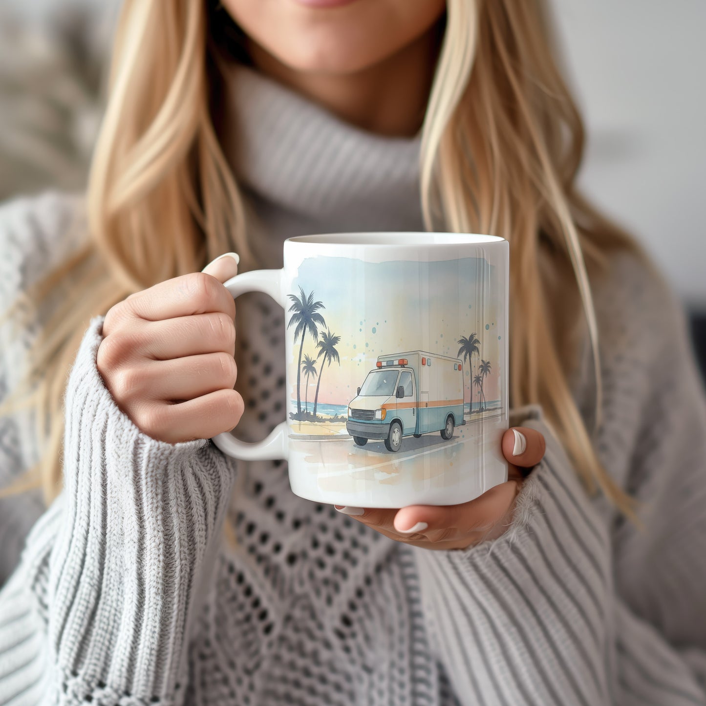 Hrnek s ambulancí pod palmami