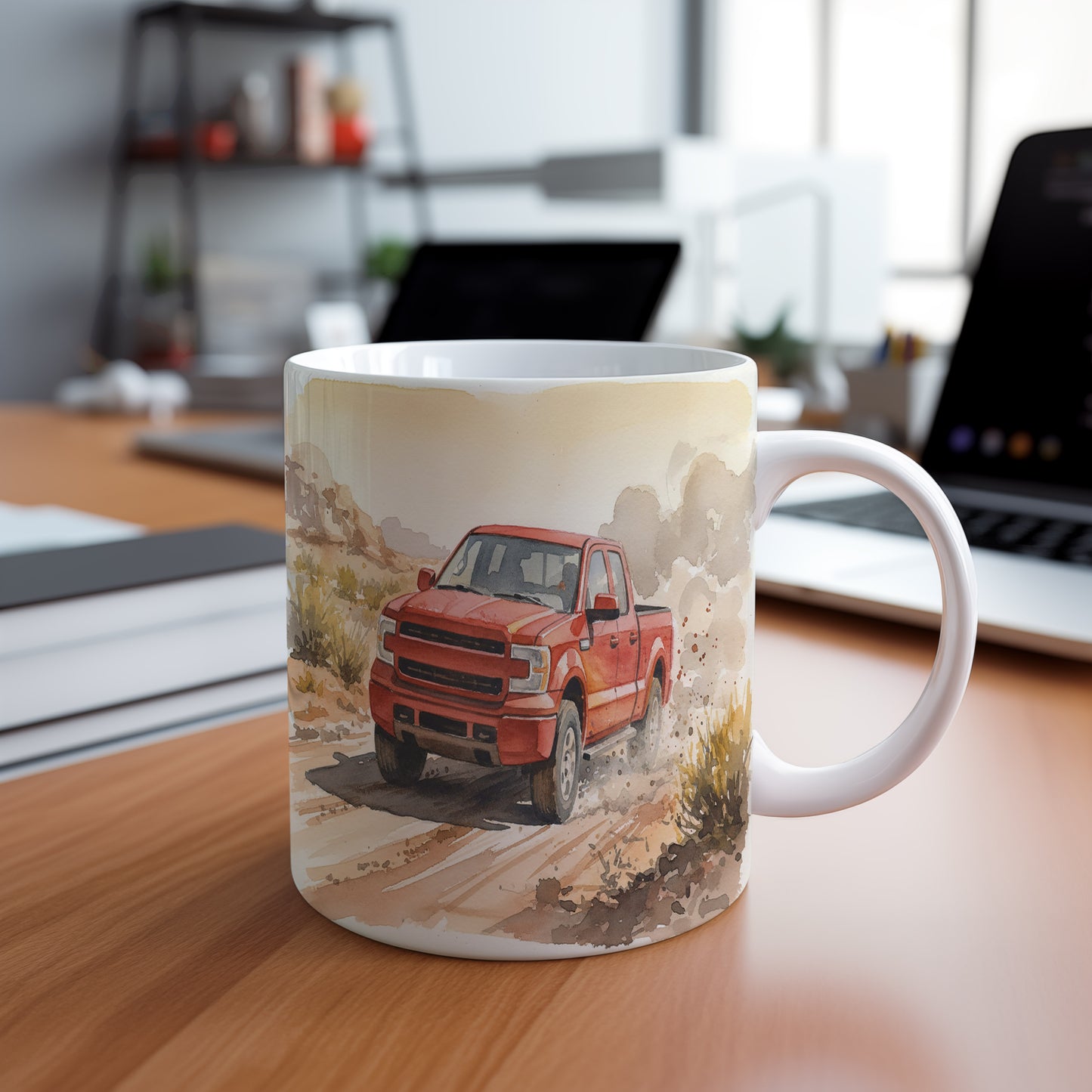 Hrnek s pickupem v pouštní krajině