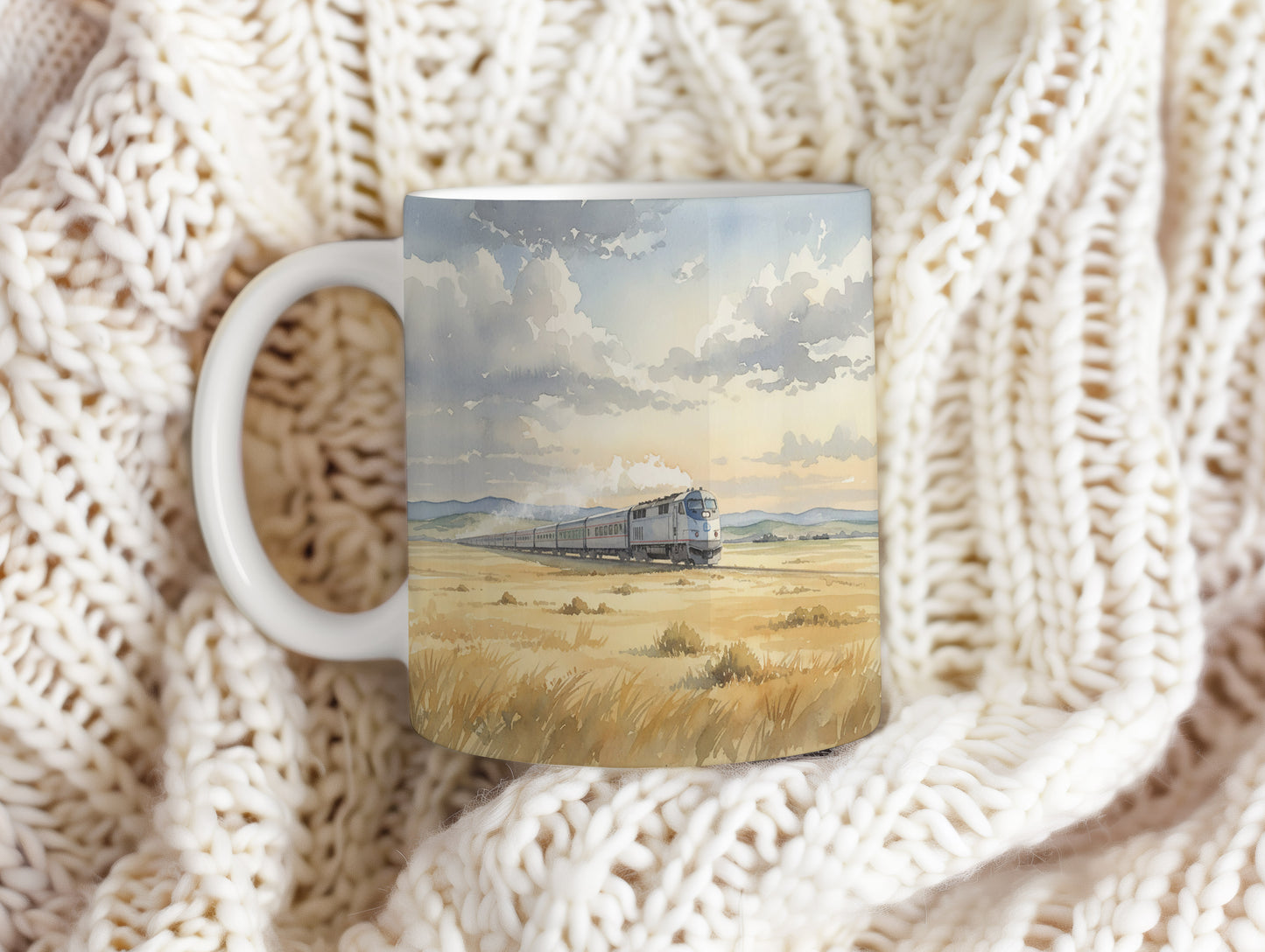 Hrnek s lokomotivou na poli