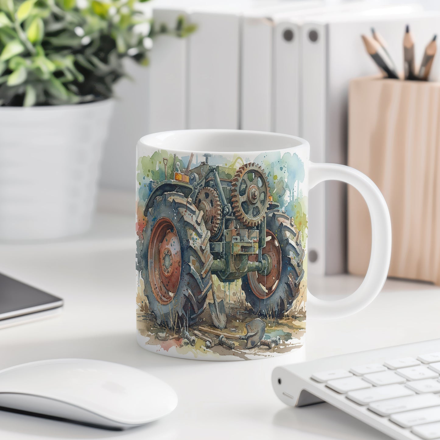 Hrnek s traktorem mezi nářadím