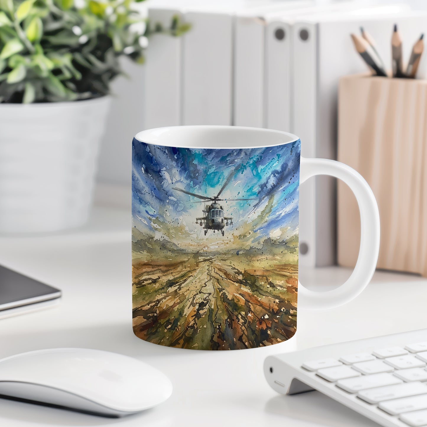 Hrnek s vrtulníkem nad savanou