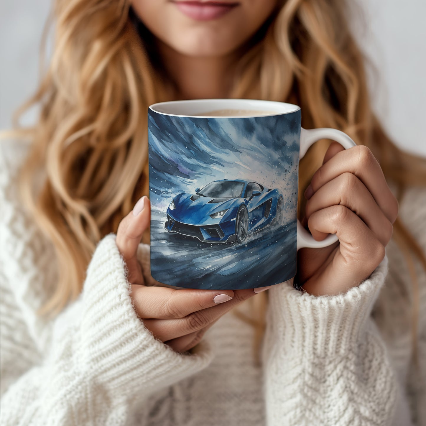 Hrnek s modrým sporťákem v bouři