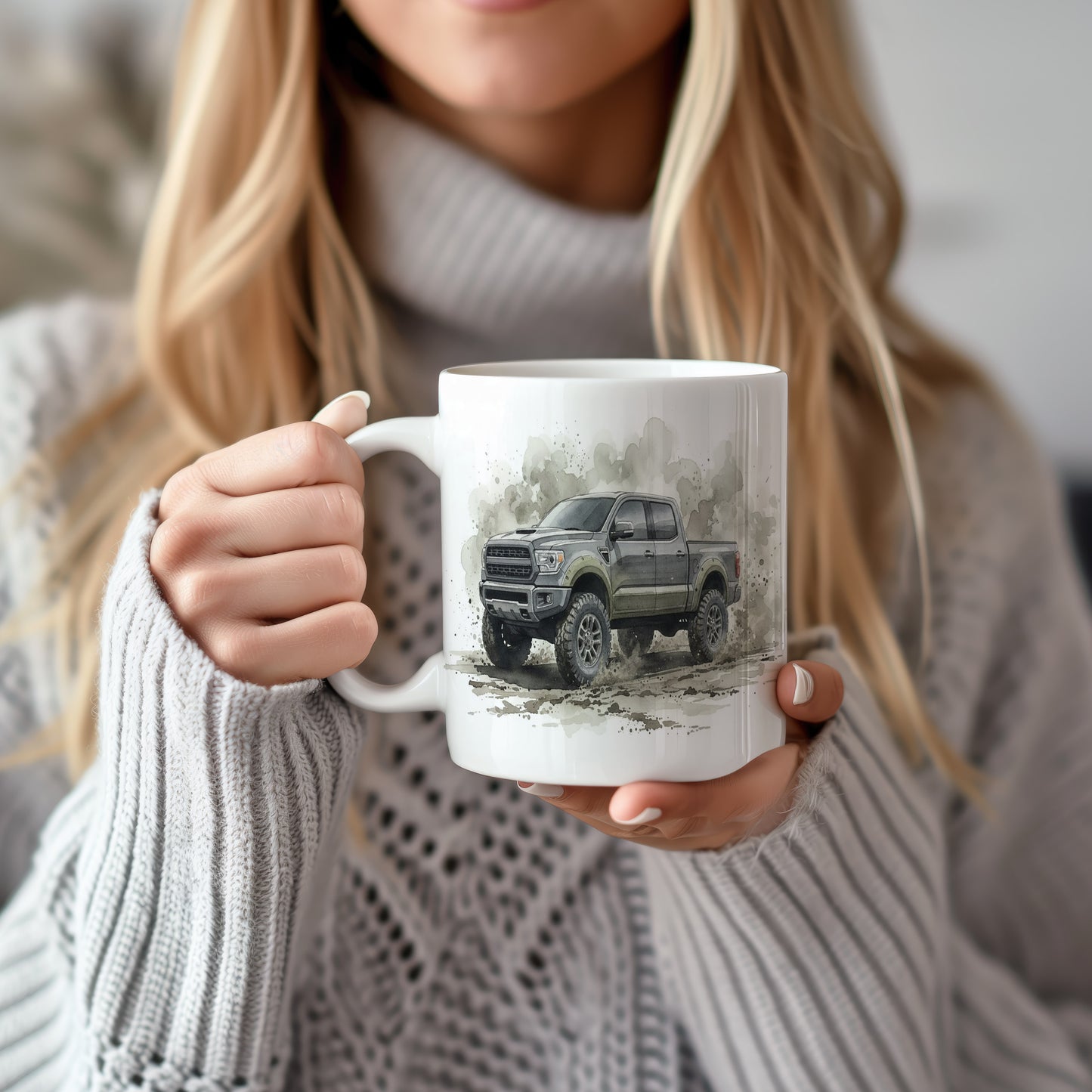 Hrnek s terénním vozem v akci