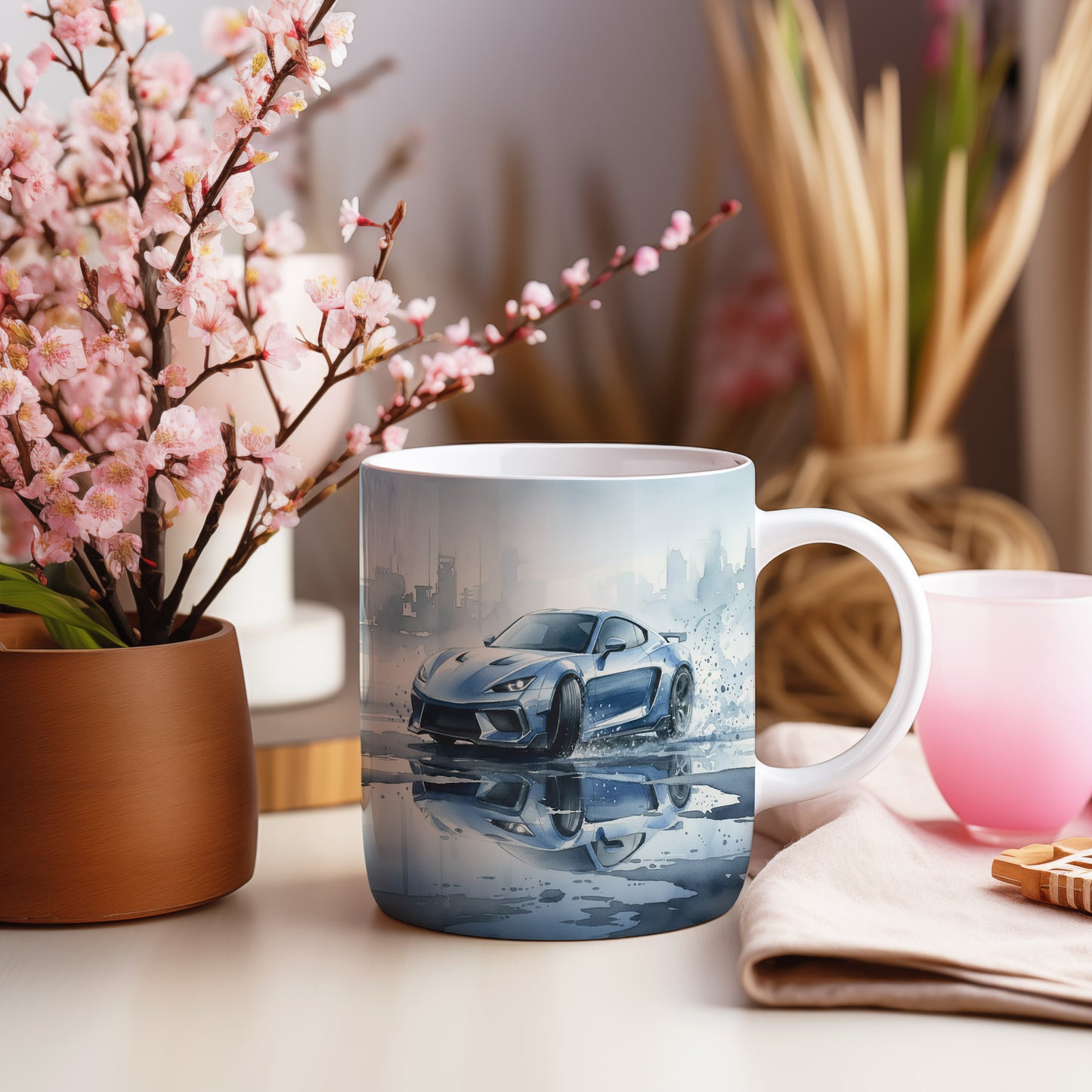 Hrnek s kabrioletem v dešti