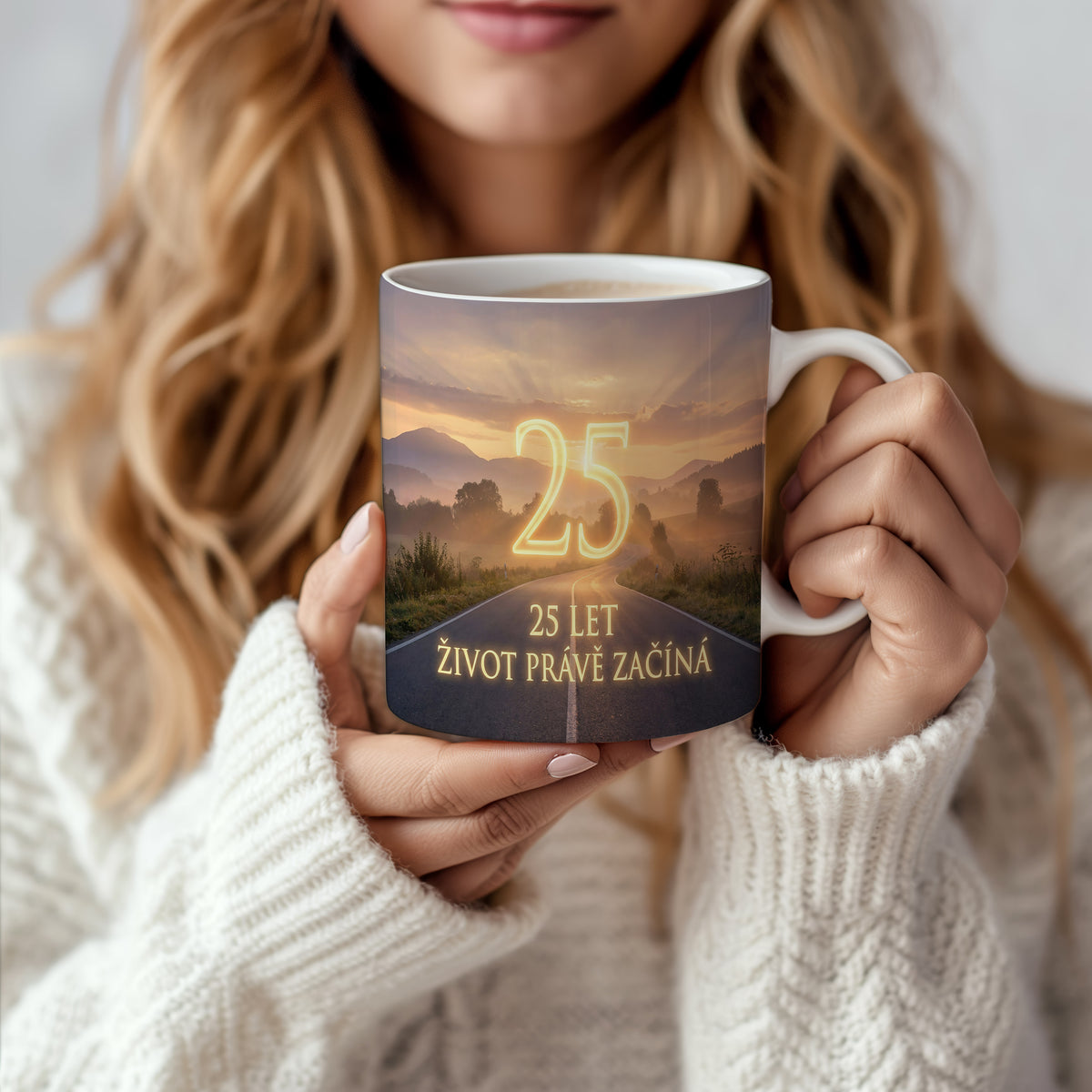 Narozeninový hrnek 25 let – 25 LET ŽIVOT PRÁVĚ ZAČÍNÁ