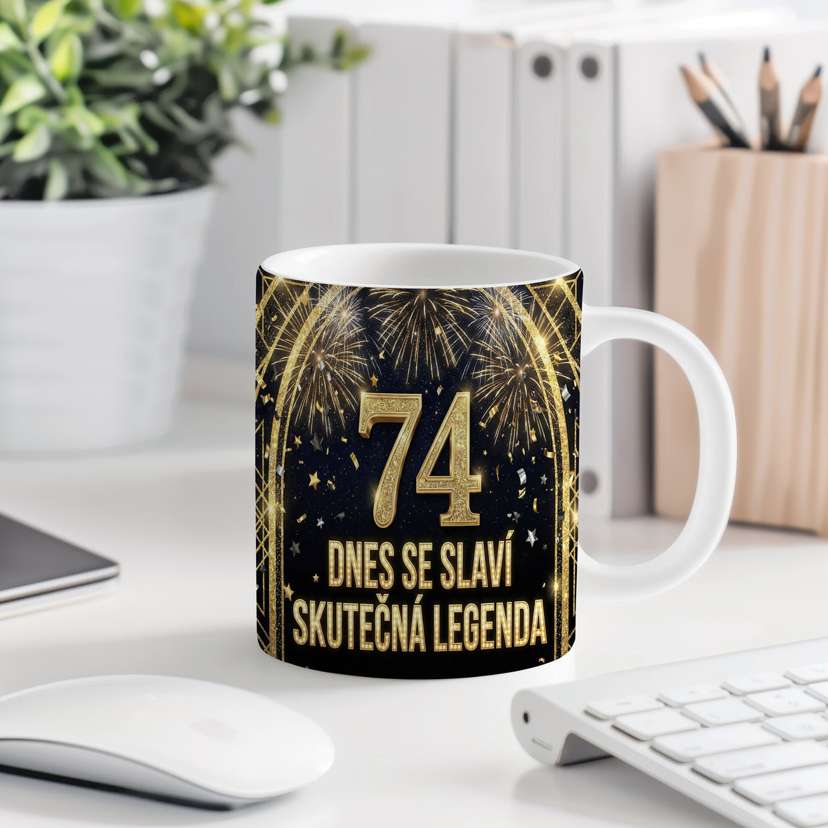 Narozeninový hrnek 74 let – DNES SE SLAVÍ SKUTEČNÁ LEGENDA