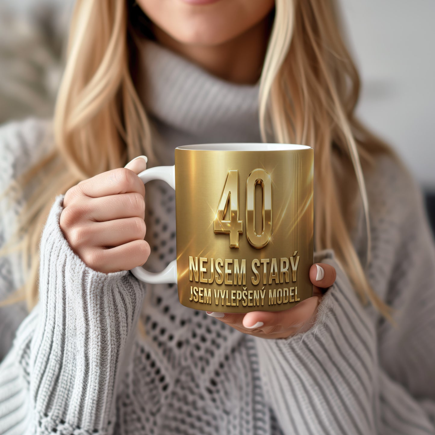 Narozeninový hrnek 40 let – NEJSEM STARÝ, JSEM VYLEPŠENÝ MODEL