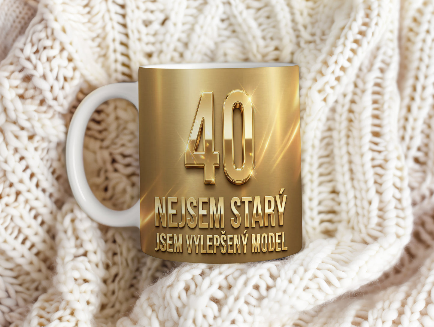 Narozeninový hrnek 40 let – NEJSEM STARÝ, JSEM VYLEPŠENÝ MODEL