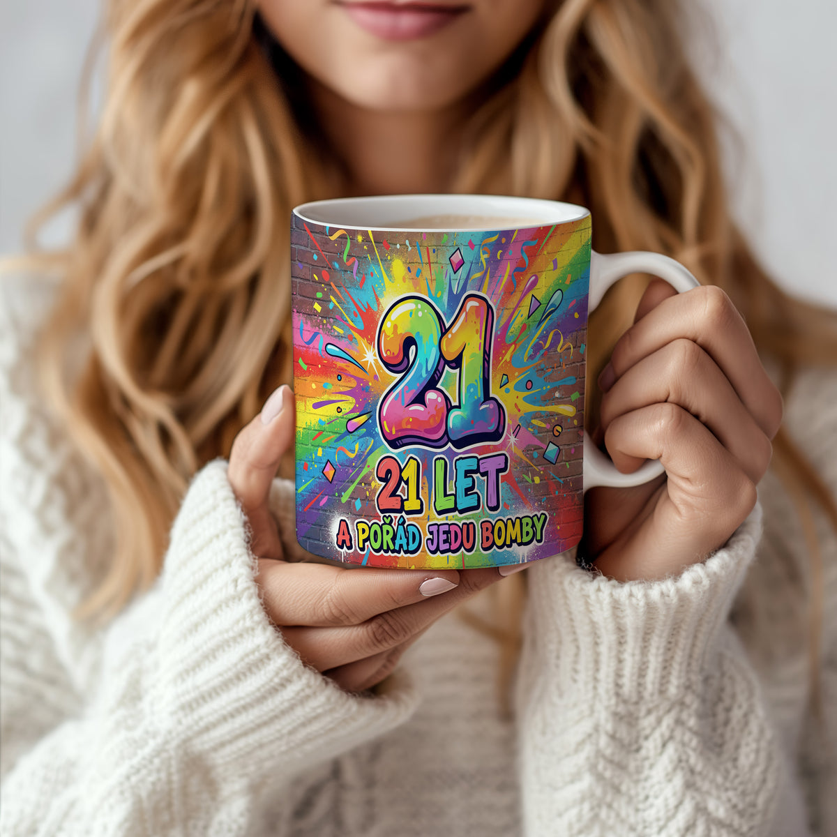 Narozeninový hrnek 21 let – 21 LET A POŘÁD JEDU BOMBY