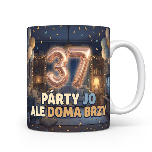 Narozeninový hrnek s číslem 37 a sloganem.
