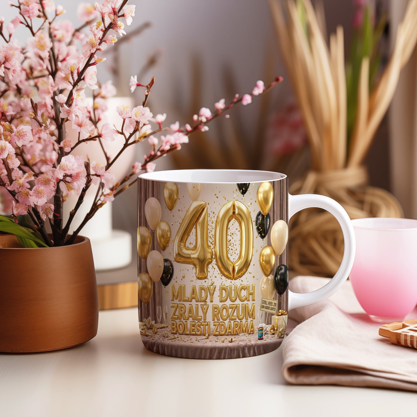 Narozeninový hrnek 40 let – MLADÝ DUCH ZRALÝ ROZUM BOLESTI ZDARMA