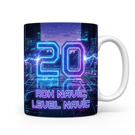 Narozeninový hrnek s nápisem 'ROK NAVÍC, LEVEL NAVÍC'