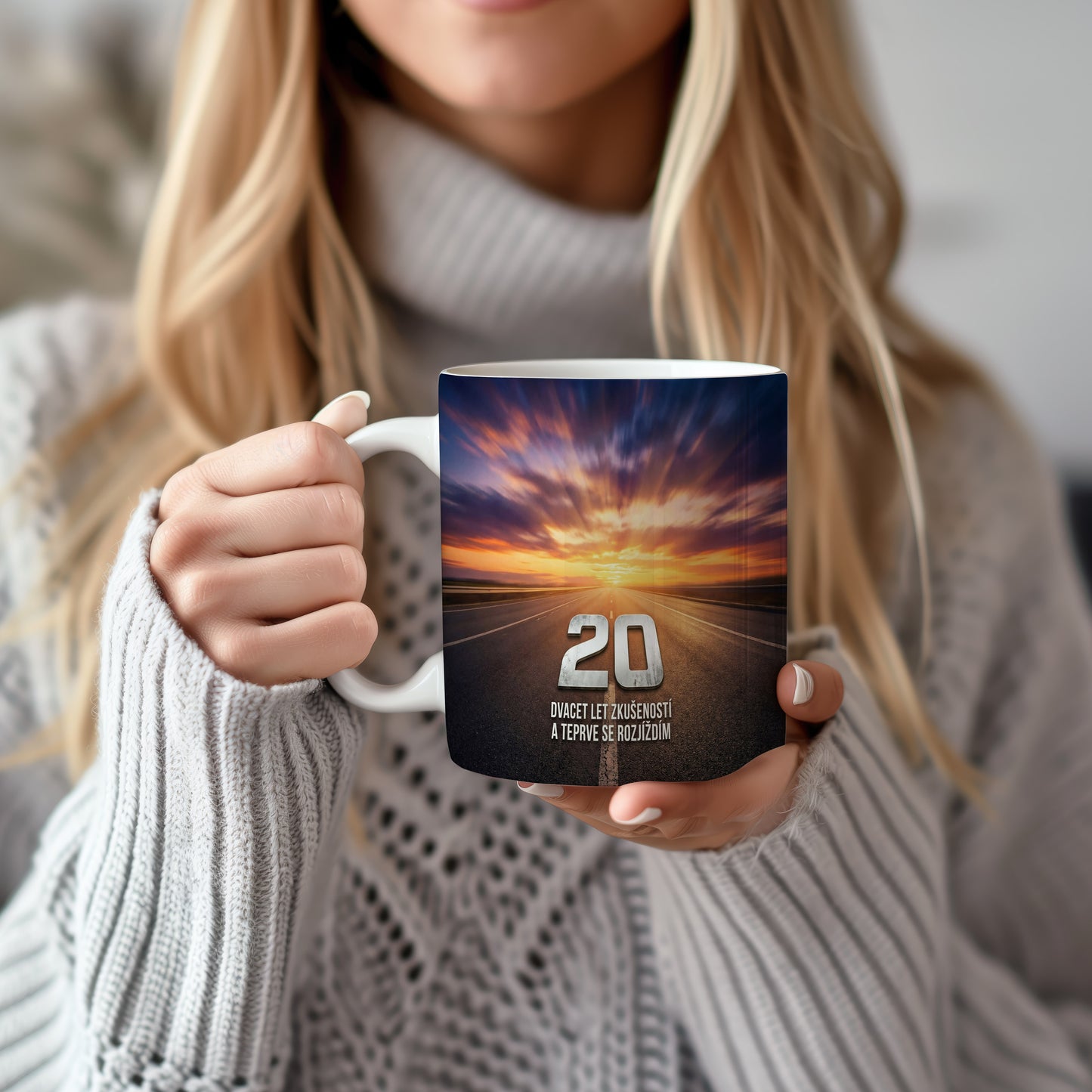 Narozeninový hrnek 20 let – DVACET LET ZKUŠENOSTÍ A TEPRVE SE ROZJÍŽDÍM
