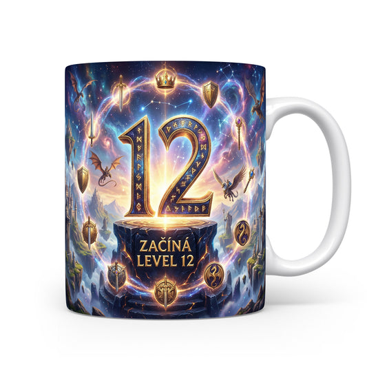 Hrnček s nápisem ZAČÍNÁ LEVEL 12