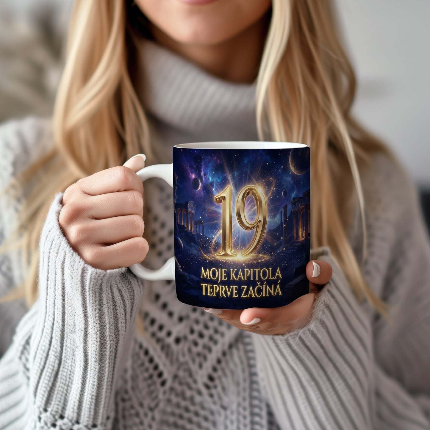 Narozeninový hrnek 19 let – MOJE KAPITOLA TEPRVE ZAČÍNÁ