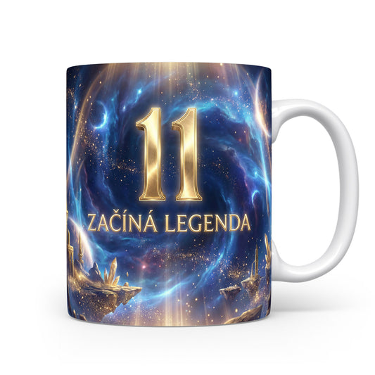 Hrnček s věkem 11 a sloganem ZAČÍNÁ LEGENDA