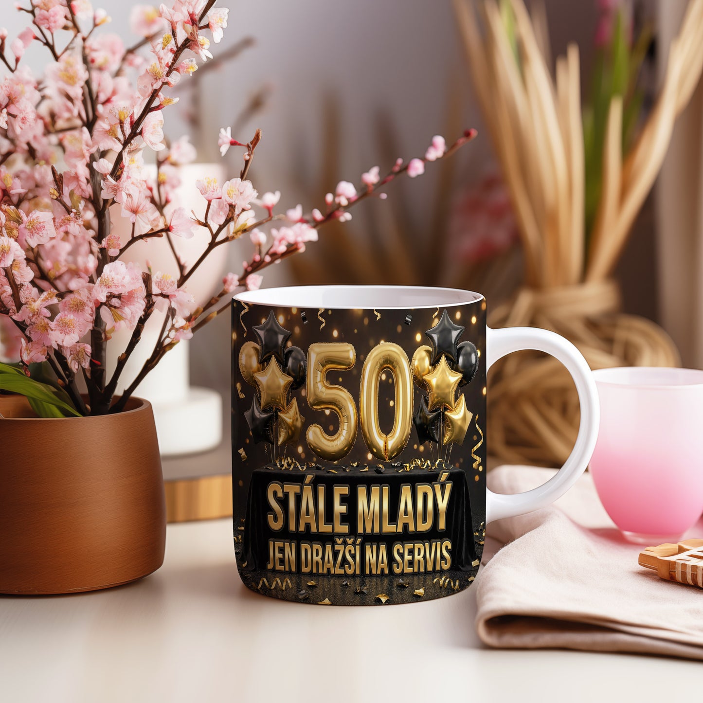 Narozeninový hrnek 50 let – STÁLE MLADÝ JEN DRAŽŠÍ NA SERVIS