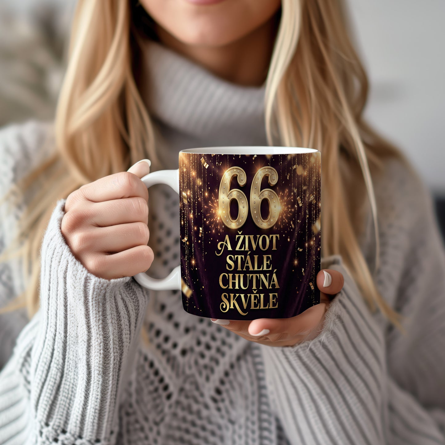 Narozeninový hrnek 66 let – A ŽIVOT STÁLE CHUTNÁ SKVĚLE