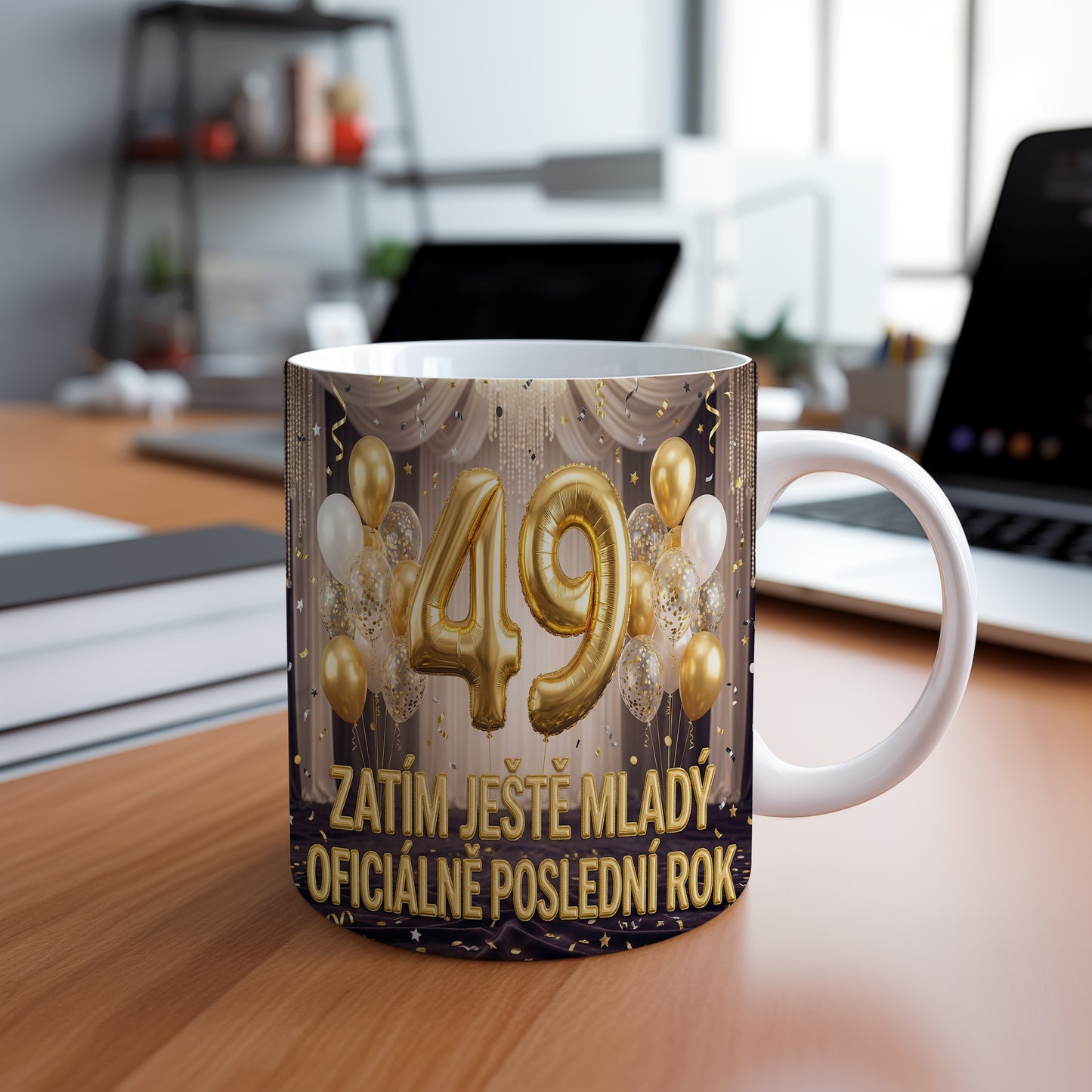 Narozeninový hrnek 49 let – ZATÍM JEŠTĚ MLADÝ, OFICIÁLNĚ POSLEDNÍ ROK