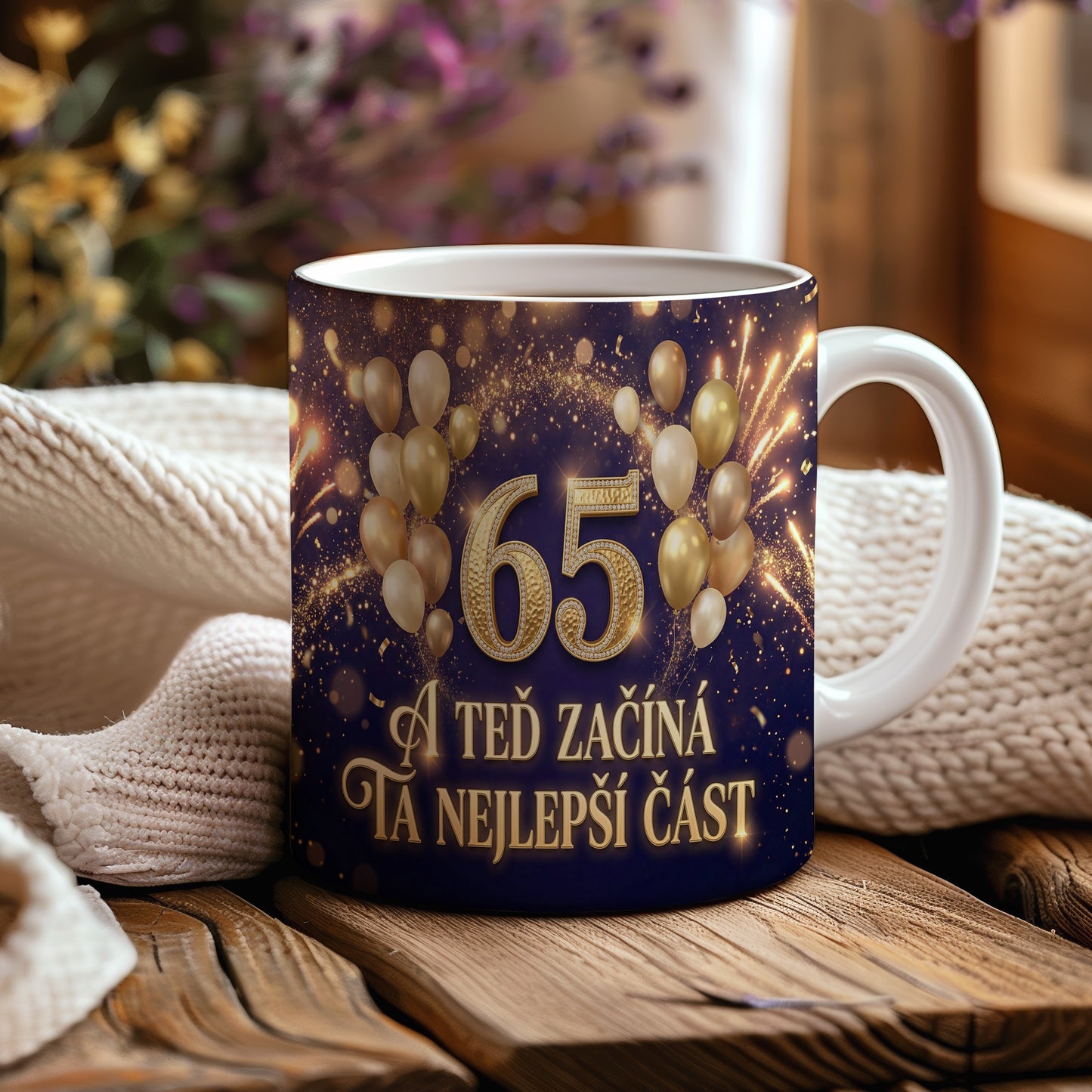 Narozeninový hrnek 65 let – A TEĎ ZAČÍNÁ TA NEJLEPŠÍ ČÁST