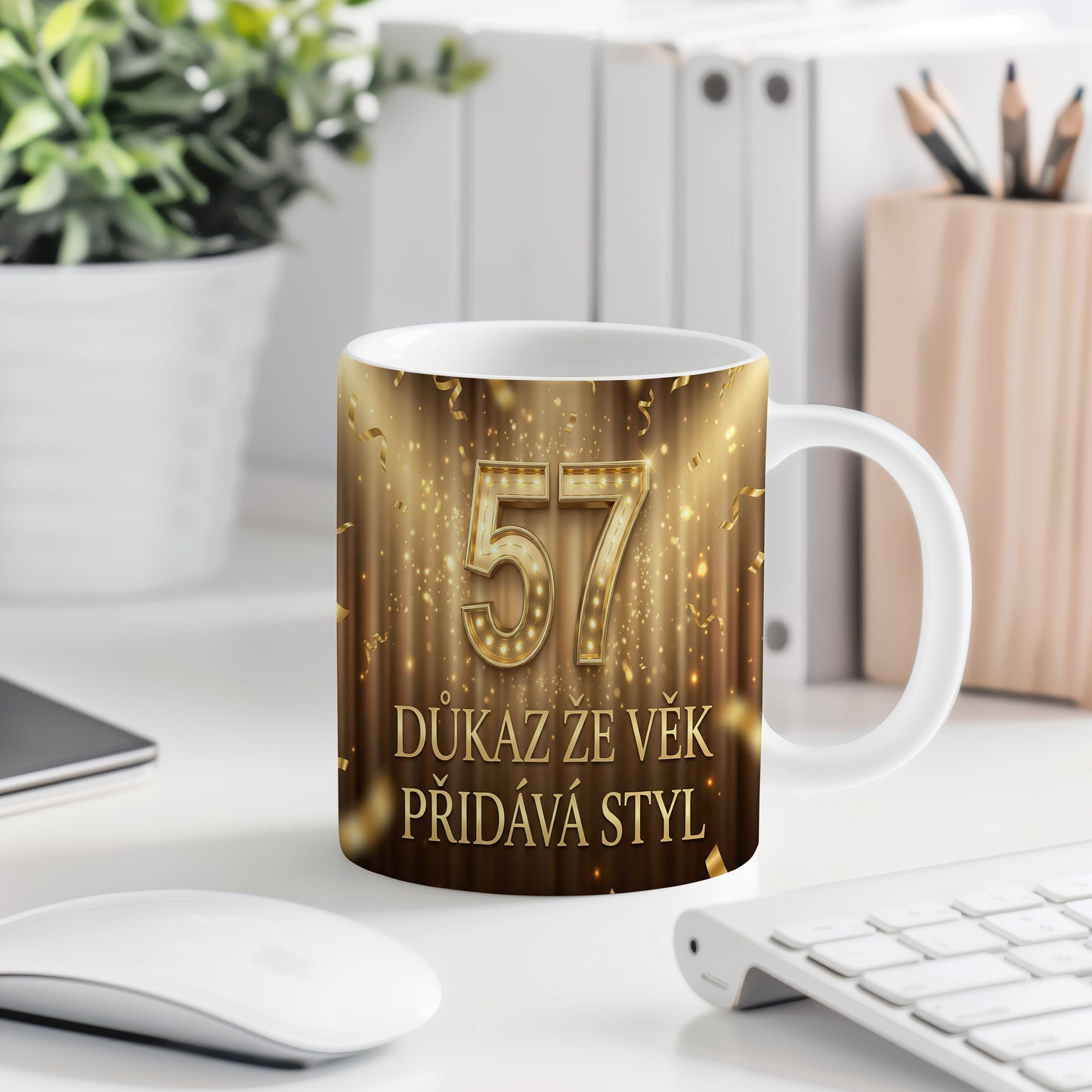 Narozeninový hrnek 57 let – DŮKAZ ŽE VĚK PŘIDÁVÁ STYL