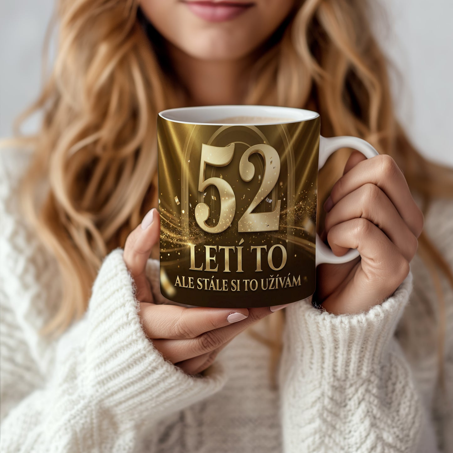 Narozeninový hrnek 52 let – LETÍ TO ALE STÁLE SI TO UŽÍVÁM