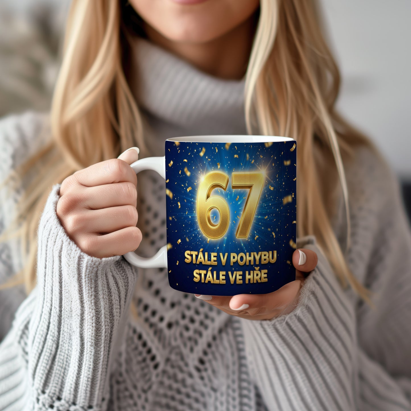 Narozeninový hrnek 67 let – STÁLE V POHYBU, STÁLE VE HŘE