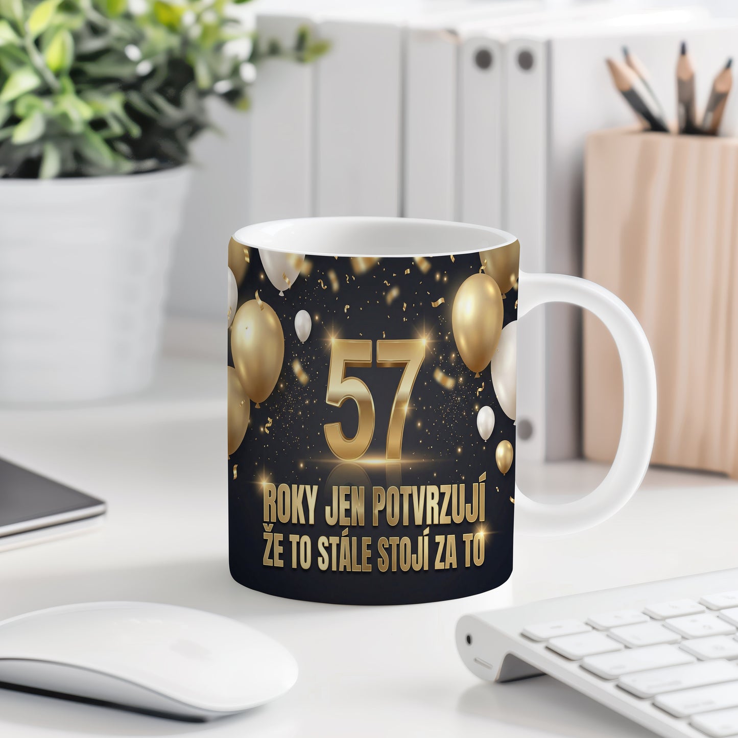 Narozeninový hrnek 57 let – ROKY JEN POTVRZUJÍ, ŽE TO STÁLE STOJÍ ZA TO