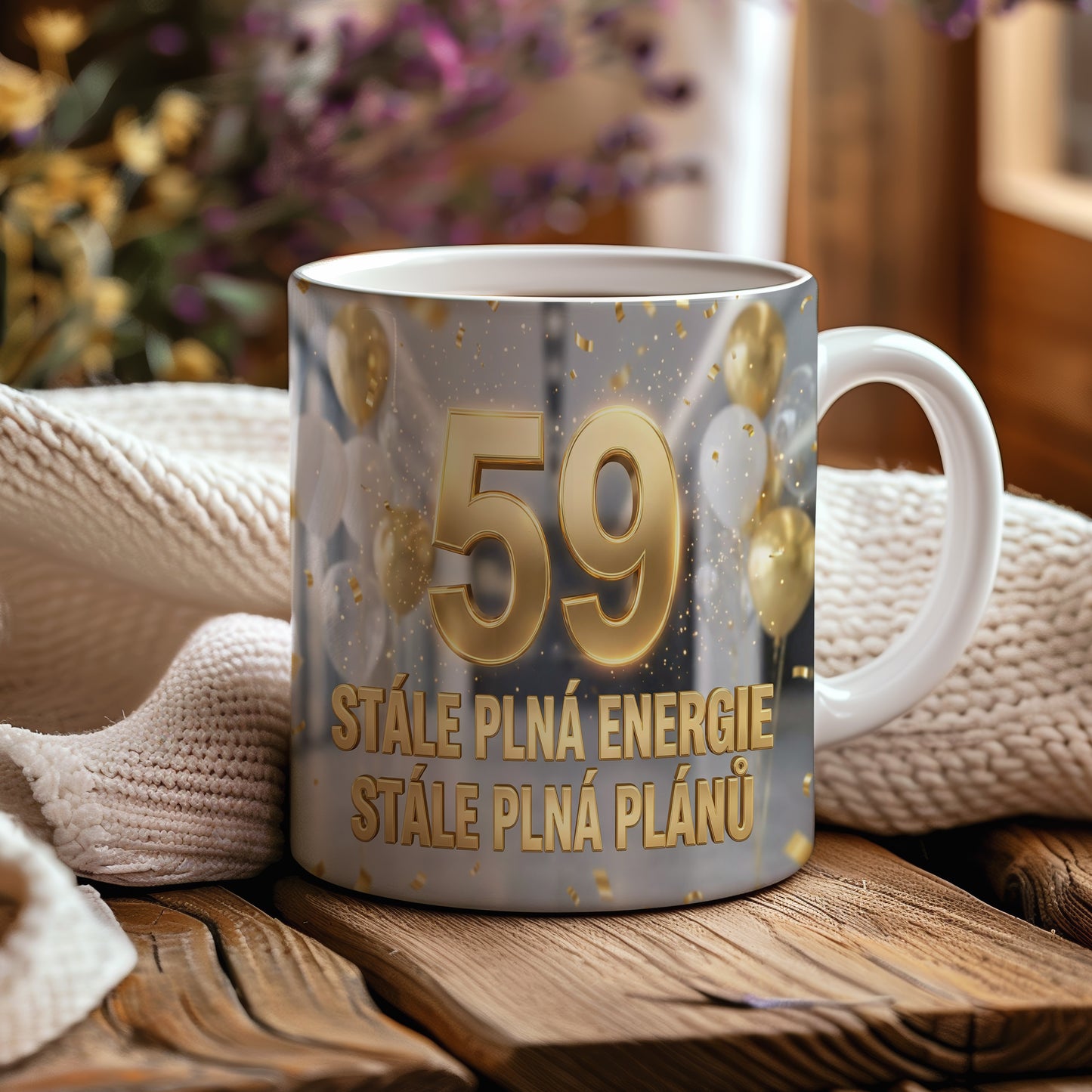 Narozeninový hrnek 59 let – STÁLE PLNÁ ENERGIE STÁLE PLNÁ PLÁNŮ