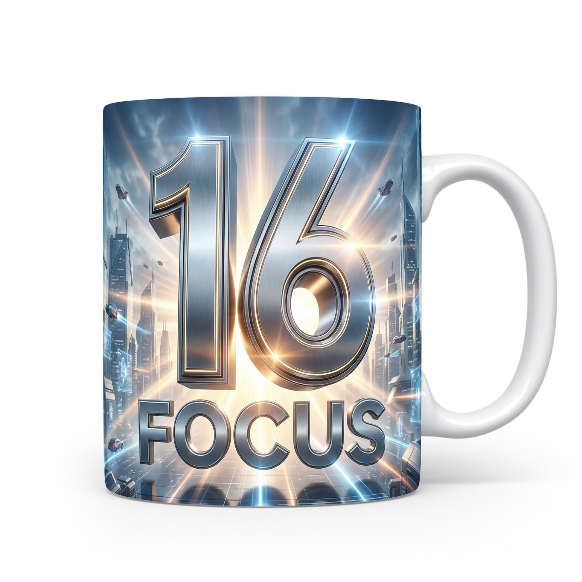Hrnek s číslem 16 a nápisem FOCUS