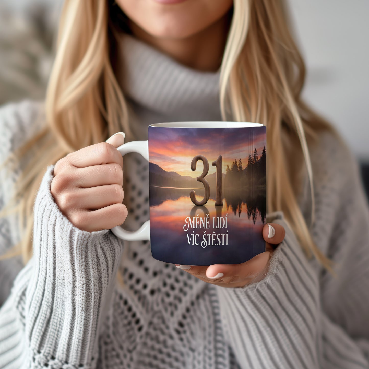 Narozeninový hrnek 31 let – MÉNĚ LIDÍ VÍC ŠTĚSTÍ