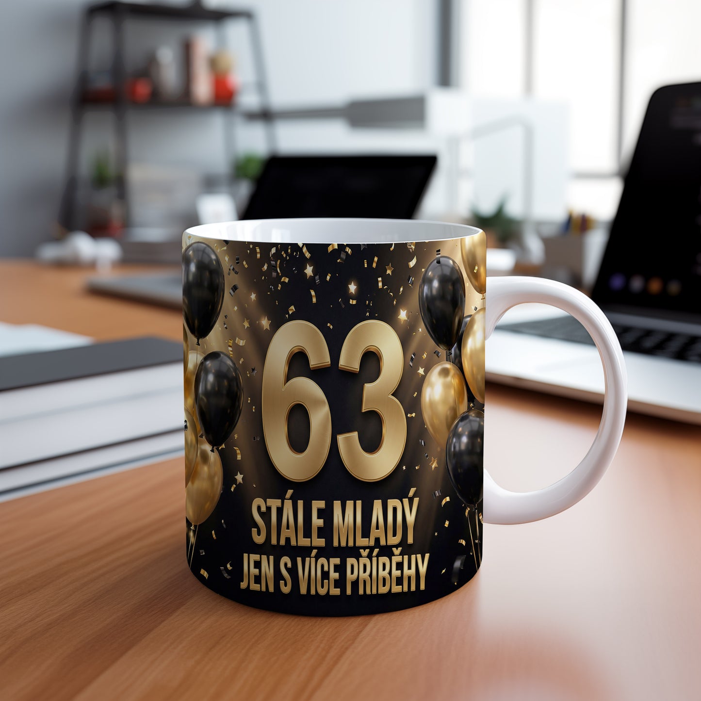Narozeninový hrnek 63 let – STÁLE MLADÝ JEN S VÍCE PŘÍBĚHY