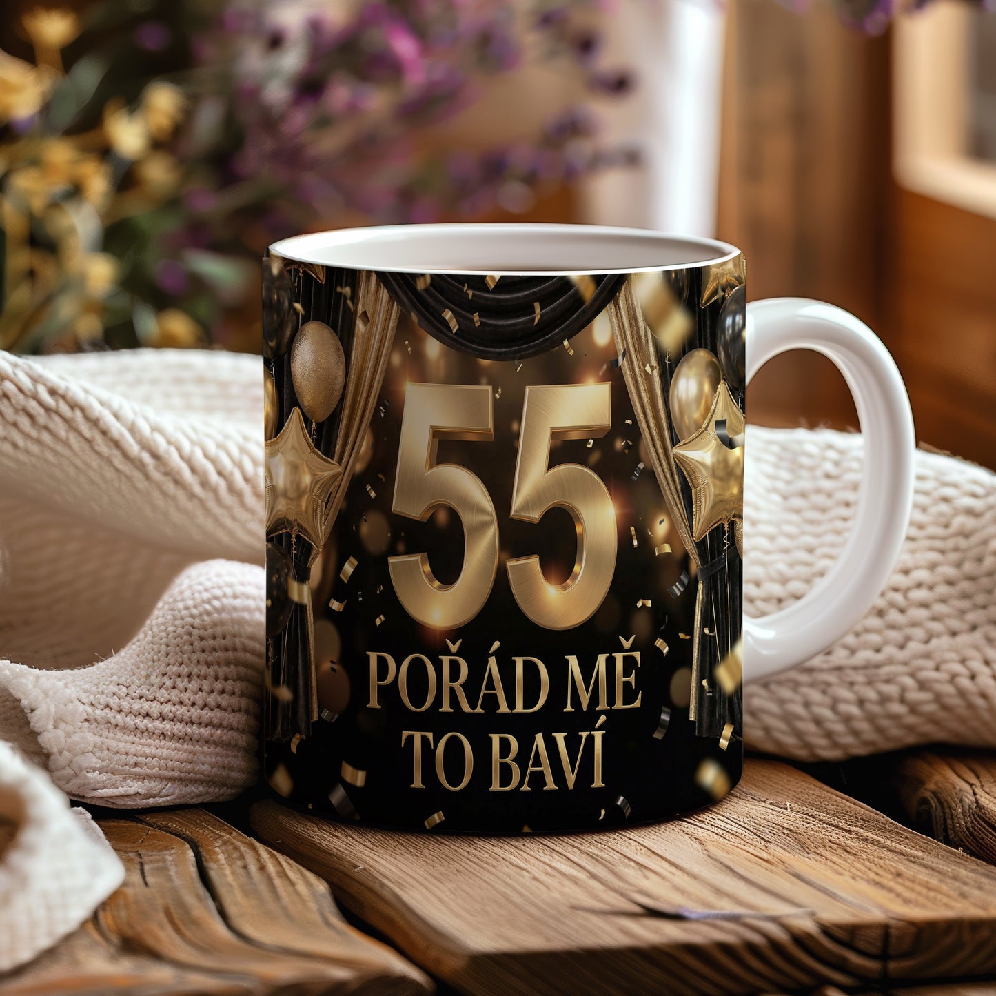 Narozeninový hrnek 55 let – POŘÁD MĚ TO BAVÍ