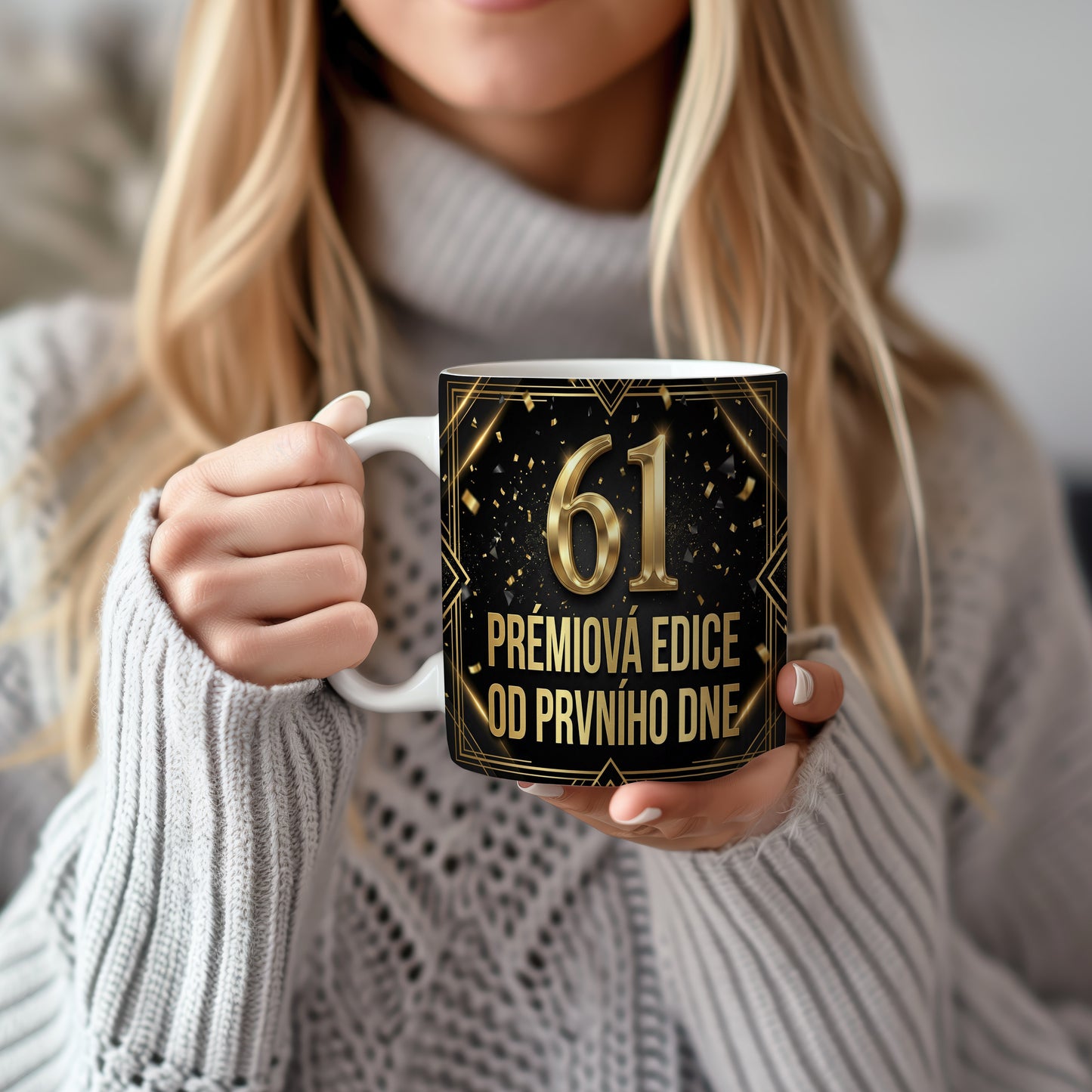 Narozeninový hrnek 61 let – PRÉMIOVÁ EDICE OD PRVNÍHO DNE