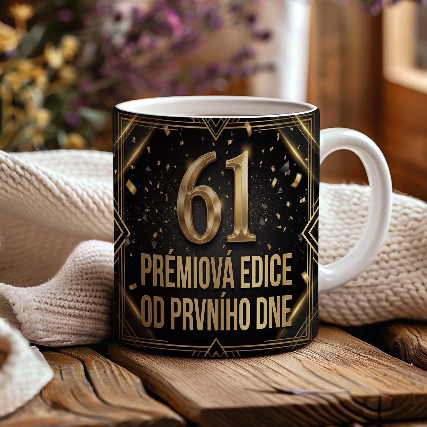 Narozeninový hrnek 61 let – PRÉMIOVÁ EDICE OD PRVNÍHO DNE