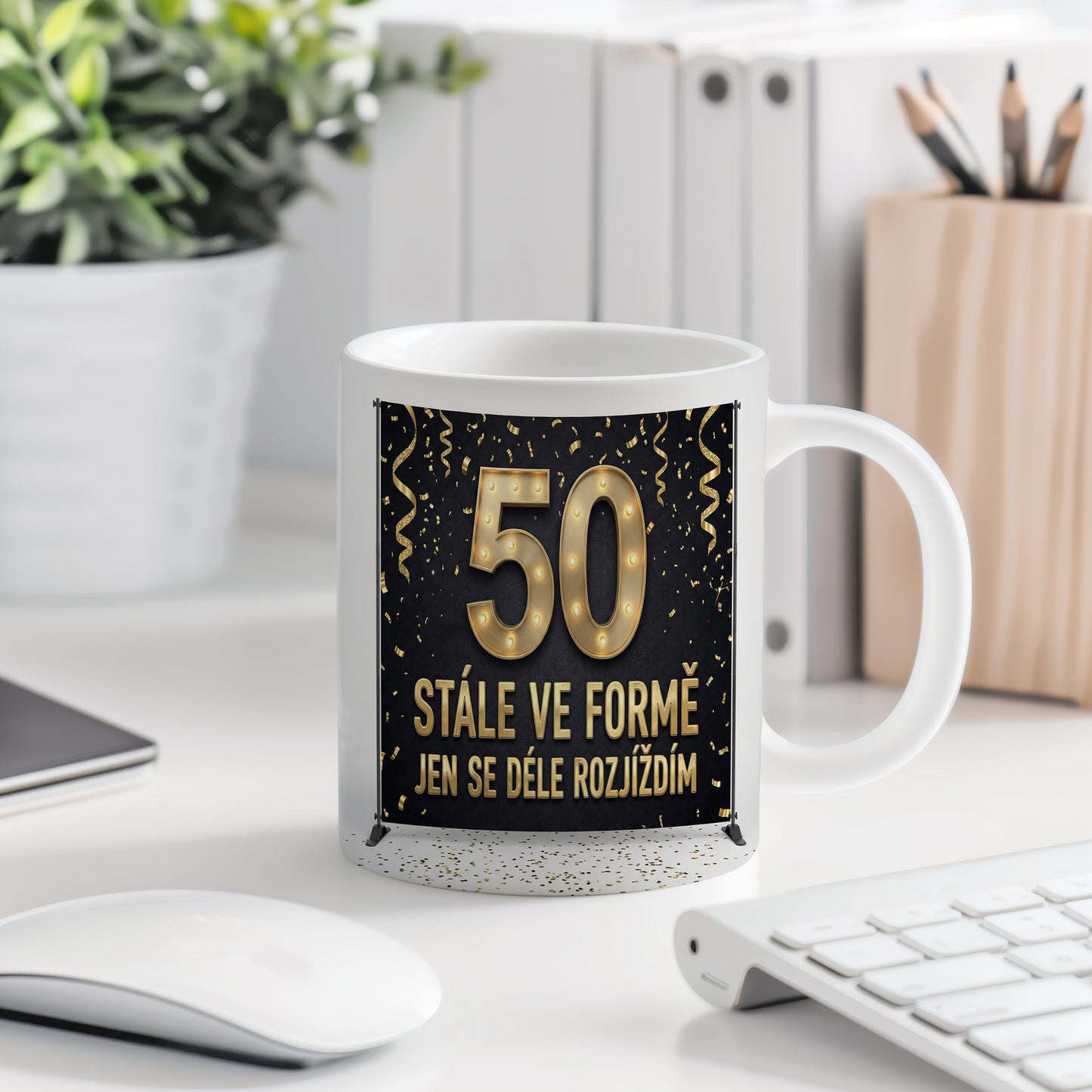 Narozeninový hrnek 50 let – STÁLE VE FORMĚ JEN SE DÉLE ROZJÍŽDÍM