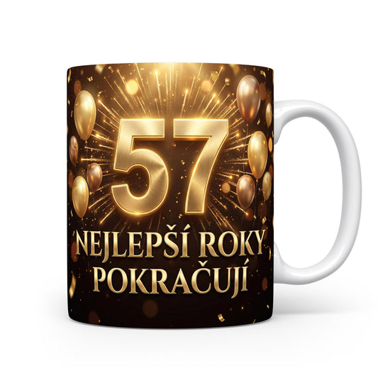 Hnědý hrnek s číslem 57 a nápisem