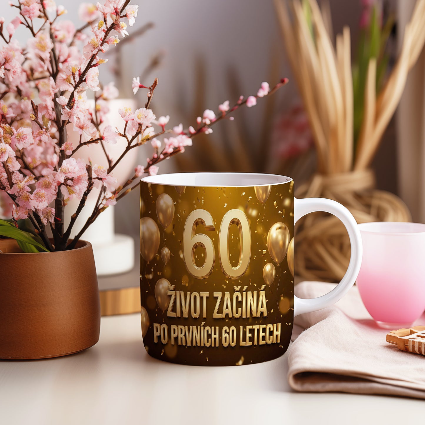 Narozeninový hrnek 60 let – ŽIVOT ZAČÍNÁ PO PRVNÍCH 60 LETECH